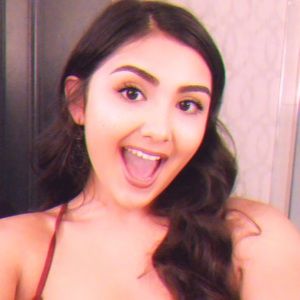 Meet your Posher, Briana